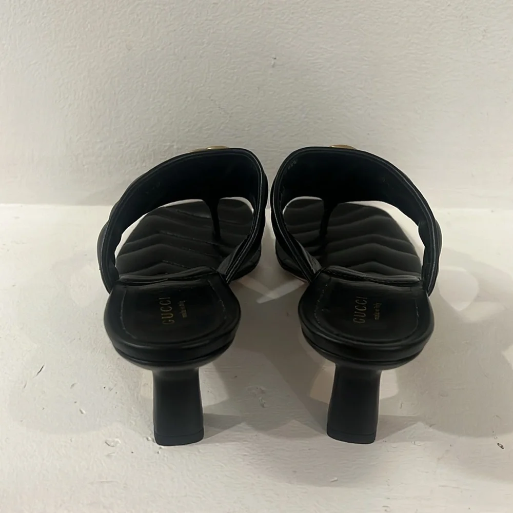 Black quilted thong sandals from Gucci size 40 NEW without the box - Picture 6 of 11